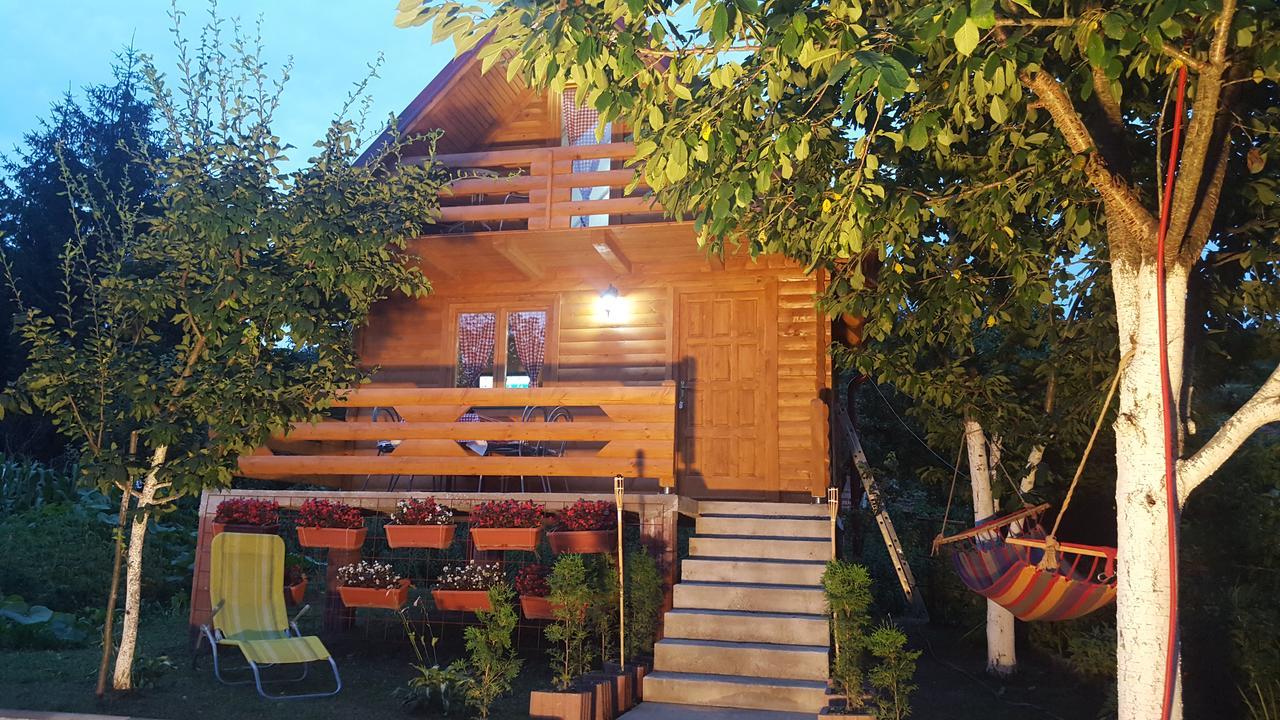 Vacation Home Sajra Kulen Vakuf Exterior photo